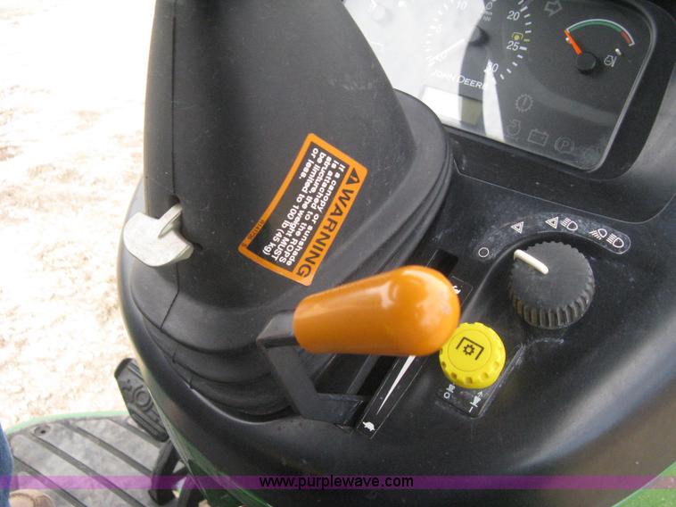 image for item I5611 2006 John Deere 4720 MFWD tractor