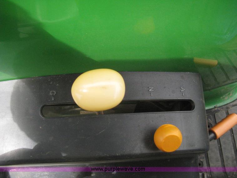 image for item I5611 2006 John Deere 4720 MFWD tractor