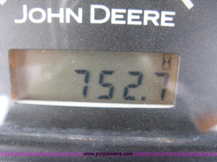 image for item I5611 2006 John Deere 4720 MFWD tractor