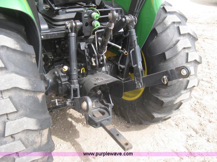 image for item I5611 2006 John Deere 4720 MFWD tractor