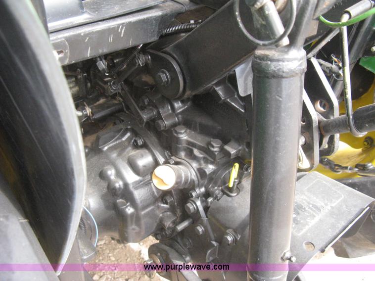 image for item I5611 2006 John Deere 4720 MFWD tractor