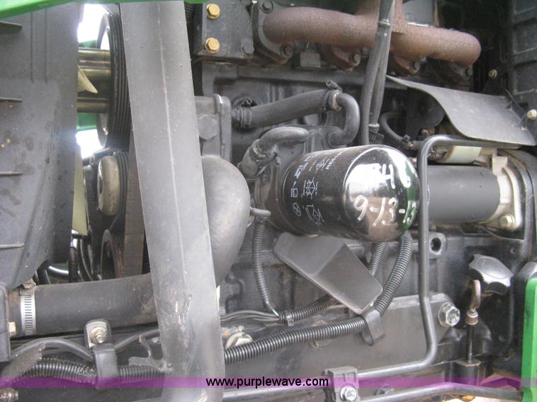 image for item I5611 2006 John Deere 4720 MFWD tractor