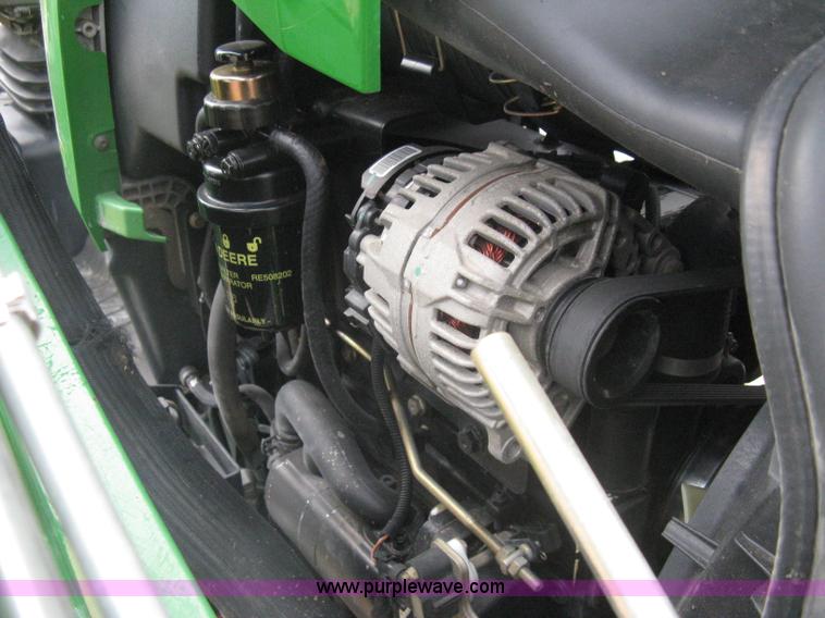 image for item I5611 2006 John Deere 4720 MFWD tractor