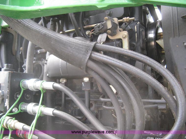 image for item I5611 2006 John Deere 4720 MFWD tractor