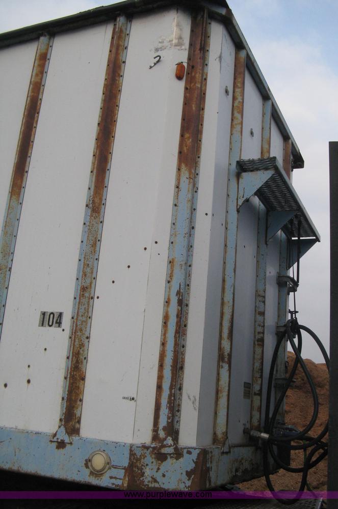 image for item I5612 1976 Bocat LBT50V0 live bottom trailer