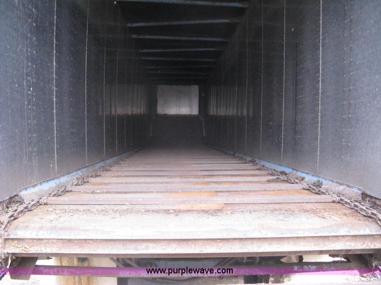 image for item I5612 1976 Bocat LBT50V0 live bottom trailer