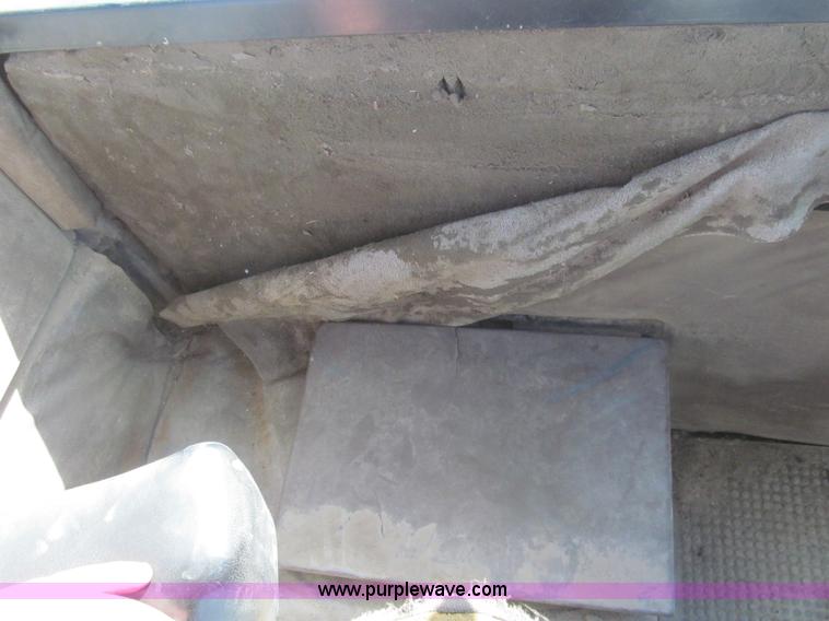 image for item I7181 1982 John Deere 8850 4WD tractor