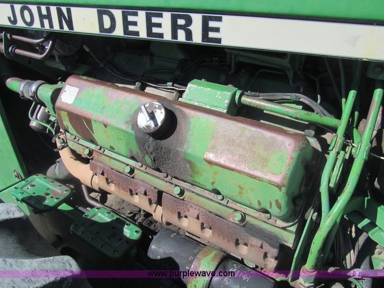 image for item I7181 1982 John Deere 8850 4WD tractor