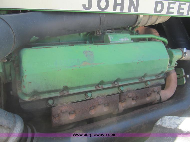 image for item I7181 1982 John Deere 8850 4WD tractor