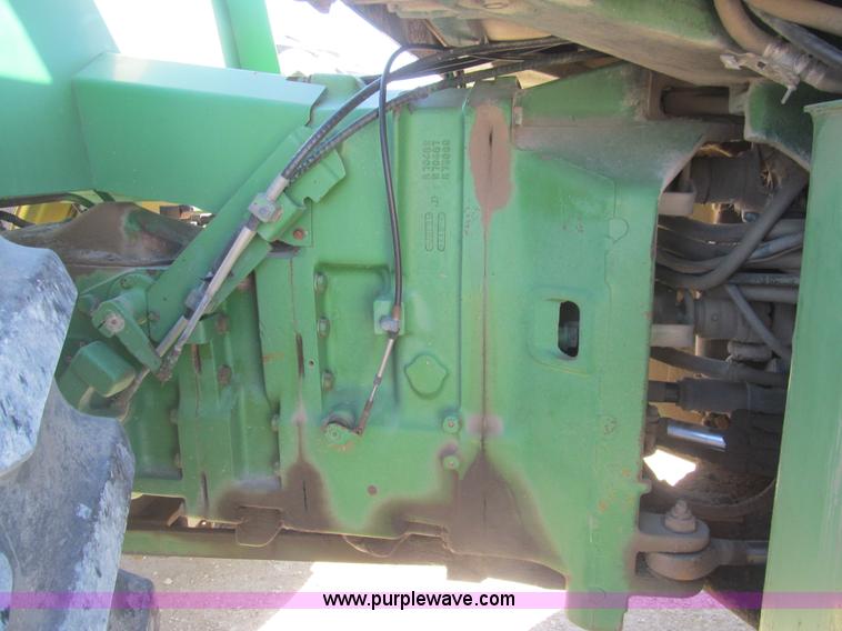 image for item I7181 1982 John Deere 8850 4WD tractor