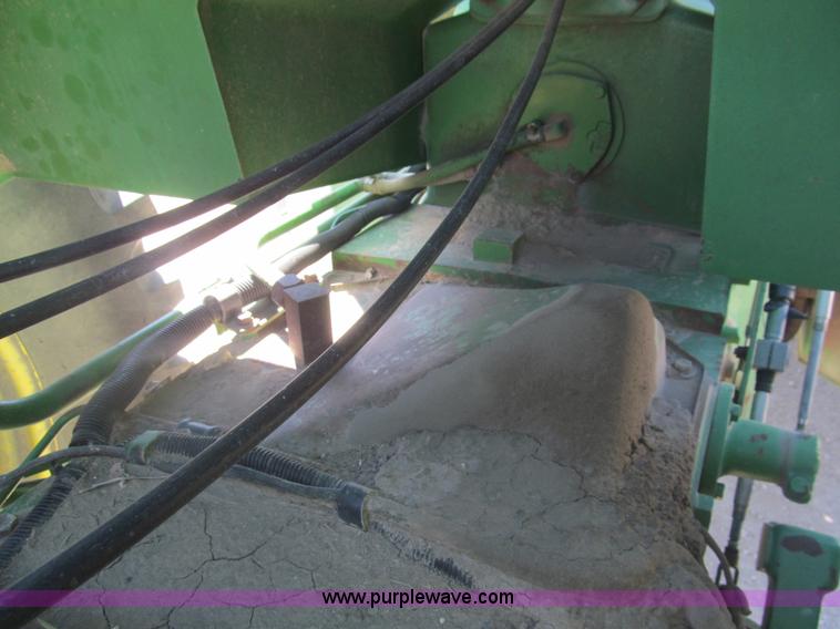 image for item I7181 1982 John Deere 8850 4WD tractor