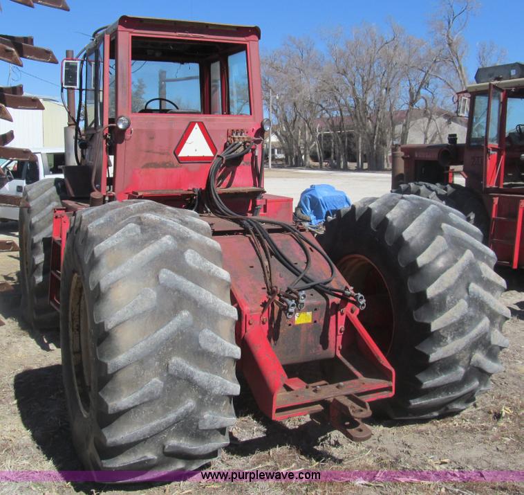 image for item I7186 Versatile 900 4WD tractor