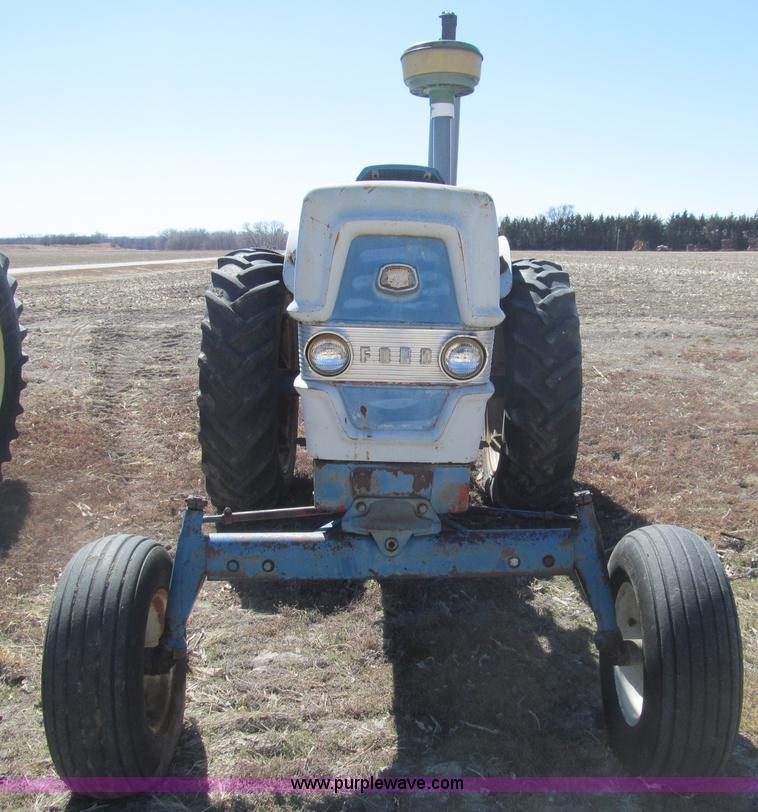 image for item I7188 Ford 6000 tractor