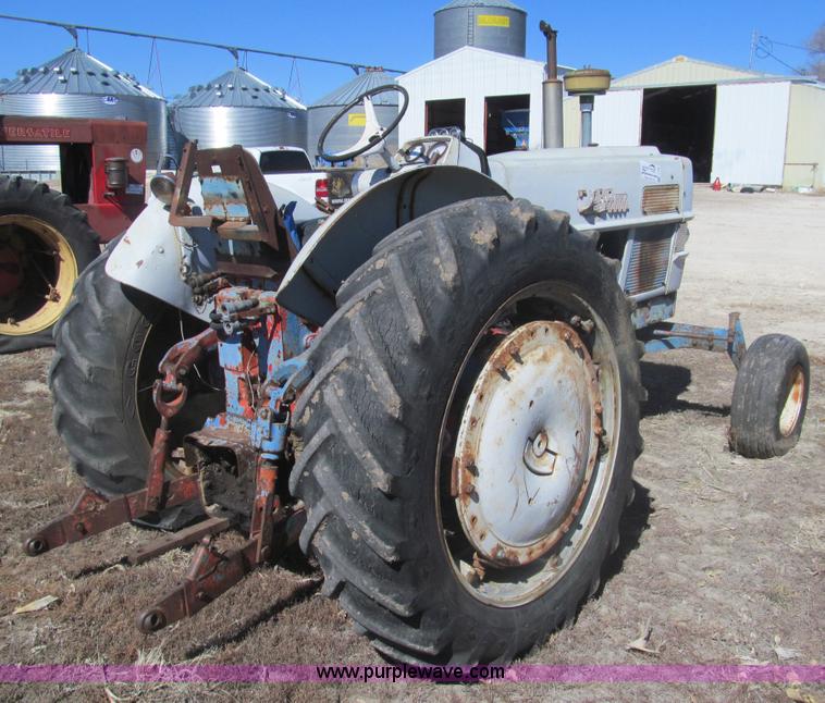 image for item I7188 Ford 6000 tractor