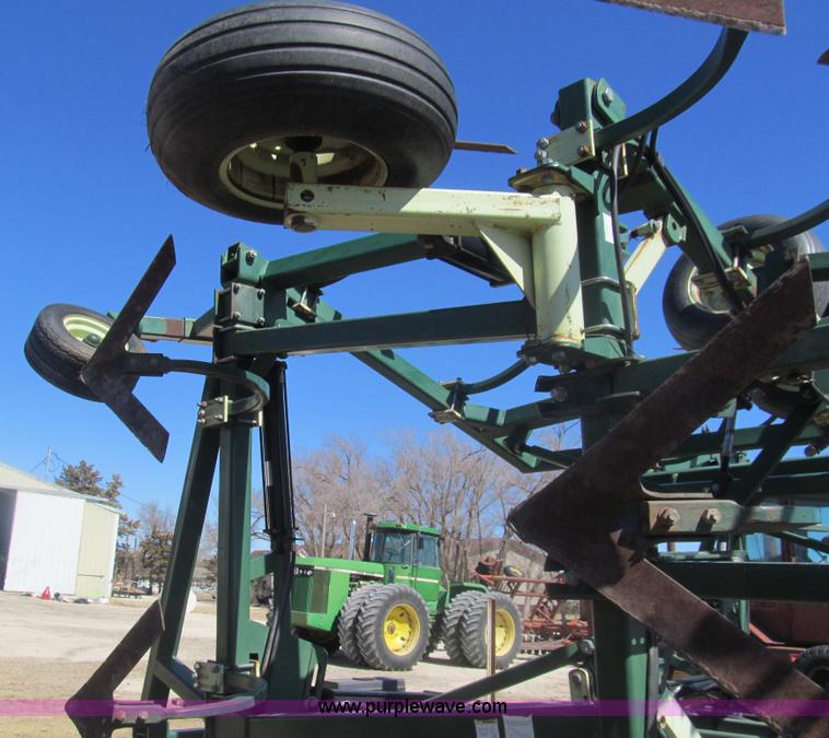 image for item I7197 QuinStar Fallow Master II cultivator