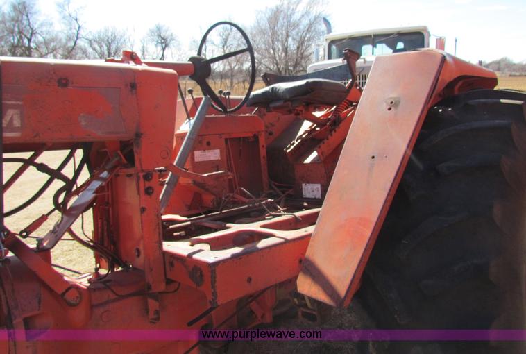 image for item I7477 Allis Chalmers 190 tractor