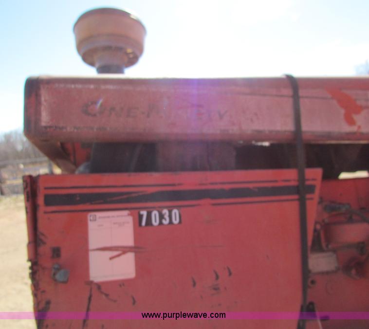 image for item I7477 Allis Chalmers 190 tractor