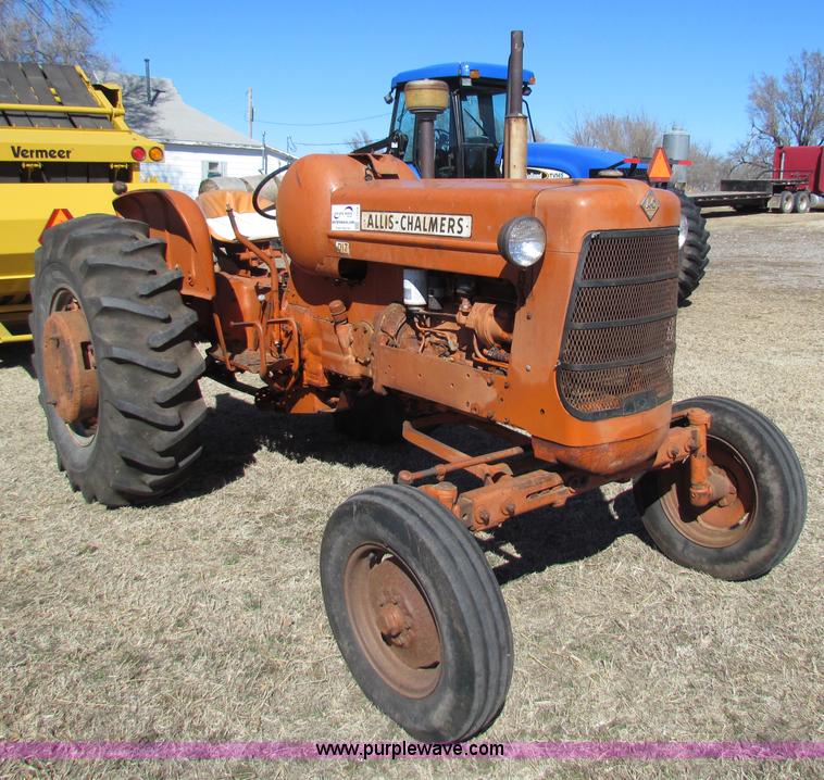 image for item I7478 Allis Chalmers D17 tractor