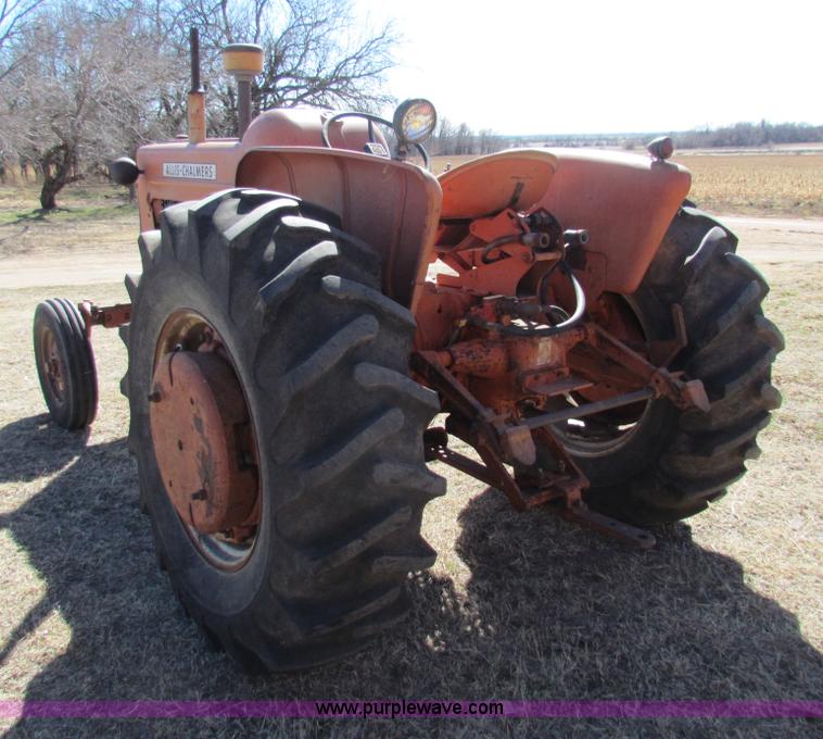 image for item I7478 Allis Chalmers D17 tractor