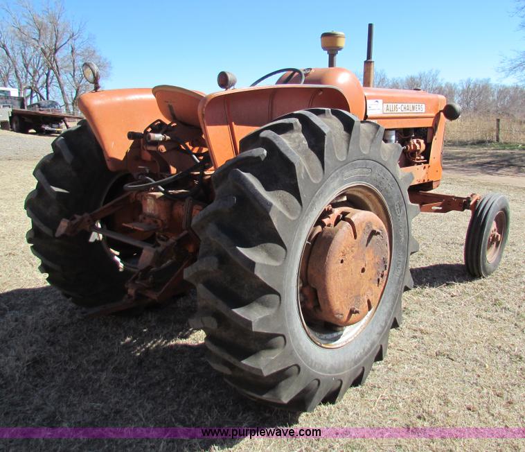 image for item I7478 Allis Chalmers D17 tractor