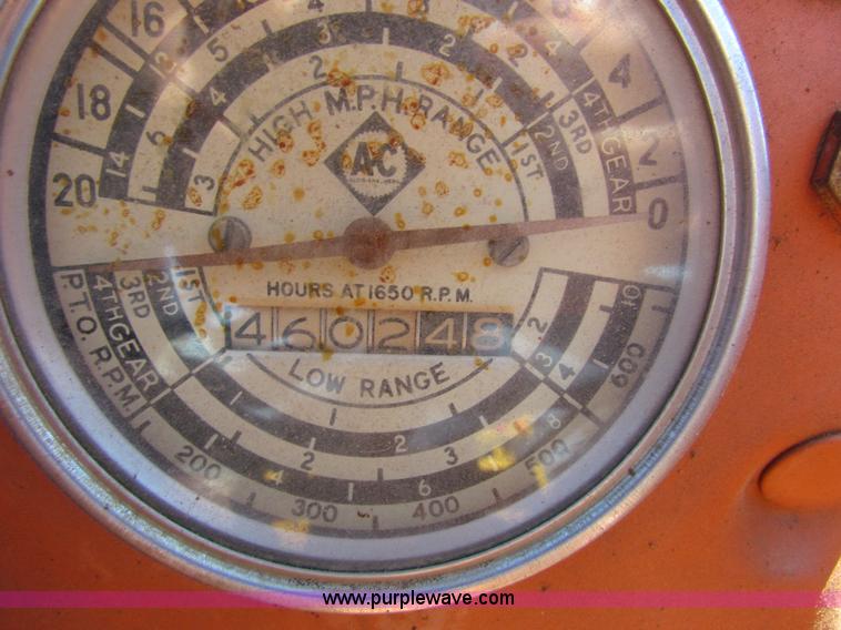 image for item I7478 Allis Chalmers D17 tractor