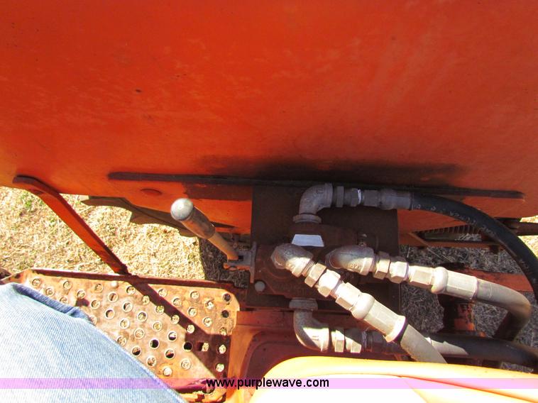 image for item I7478 Allis Chalmers D17 tractor