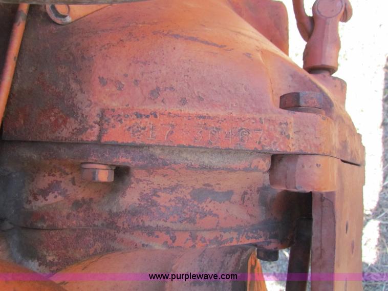 image for item I7478 Allis Chalmers D17 tractor