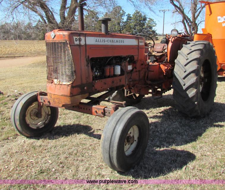image for item I7479 Allis Chalmers D19 tractor