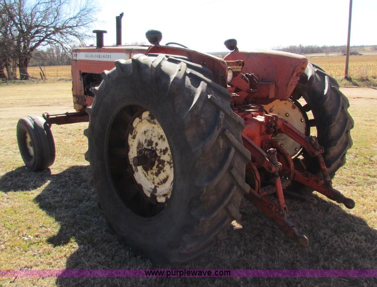 image for item I7479 Allis Chalmers D19 tractor