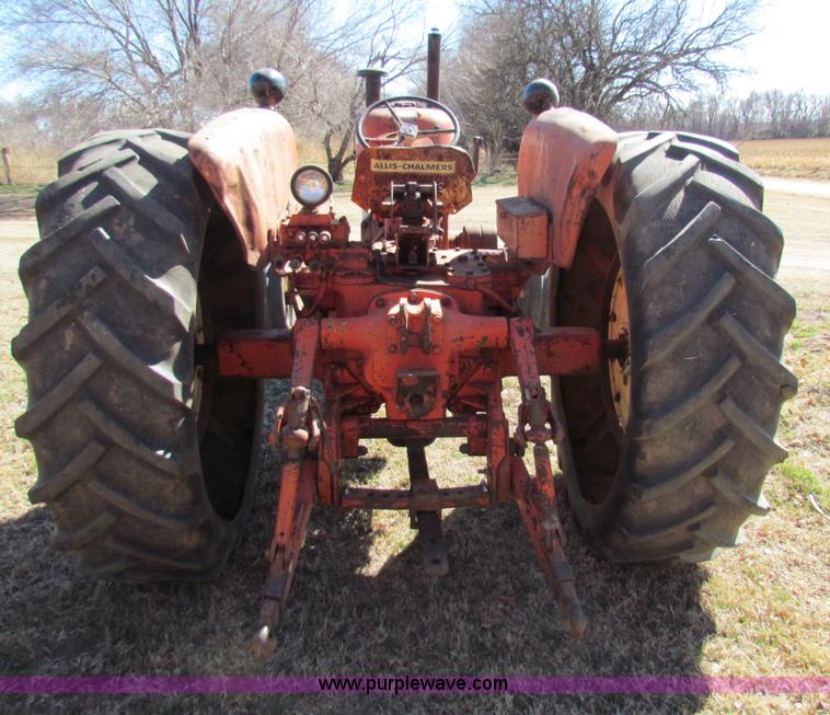 image for item I7479 Allis Chalmers D19 tractor