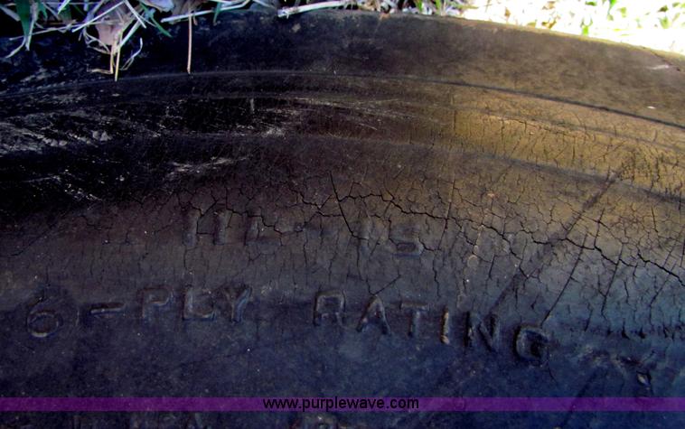 image for item I7479 Allis Chalmers D19 tractor