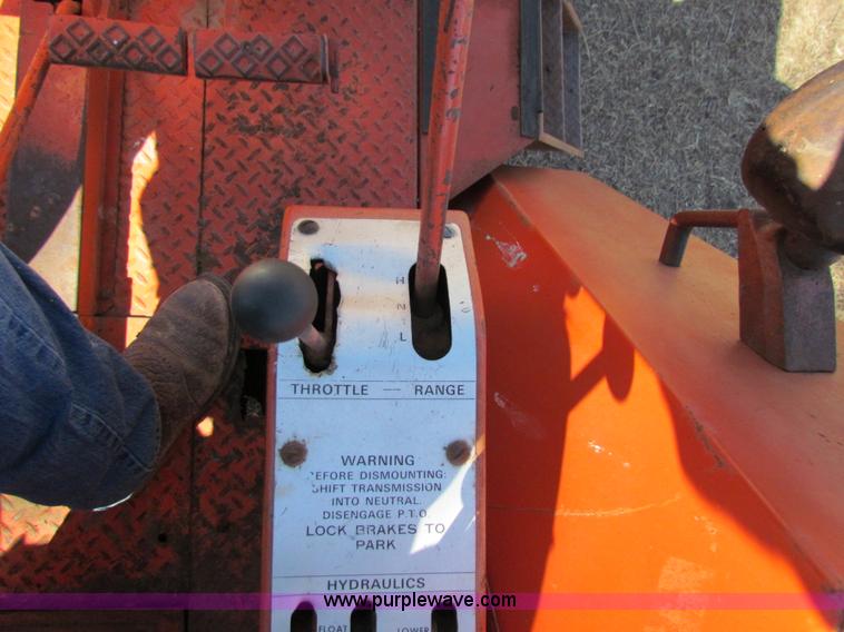 image for item I7480 Allis Chalmers 190XT tractor