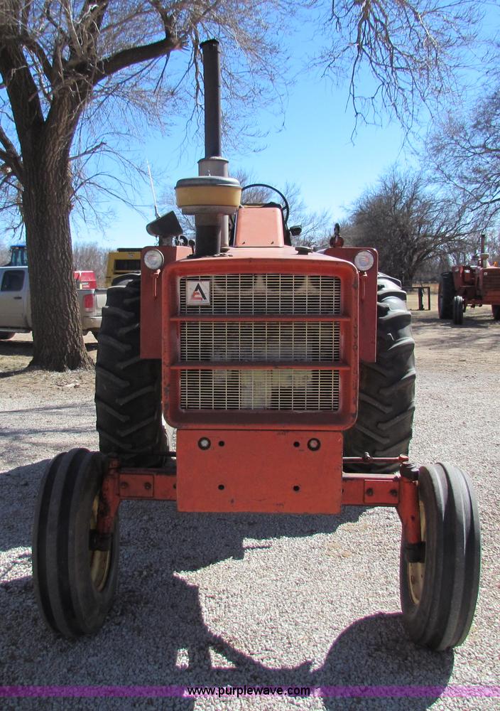 image for item I7481 Allis Chalmers 190XT tractor