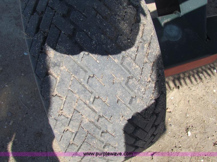 image for item I7491 2006 Frontier FM1015R 15' batwing mower