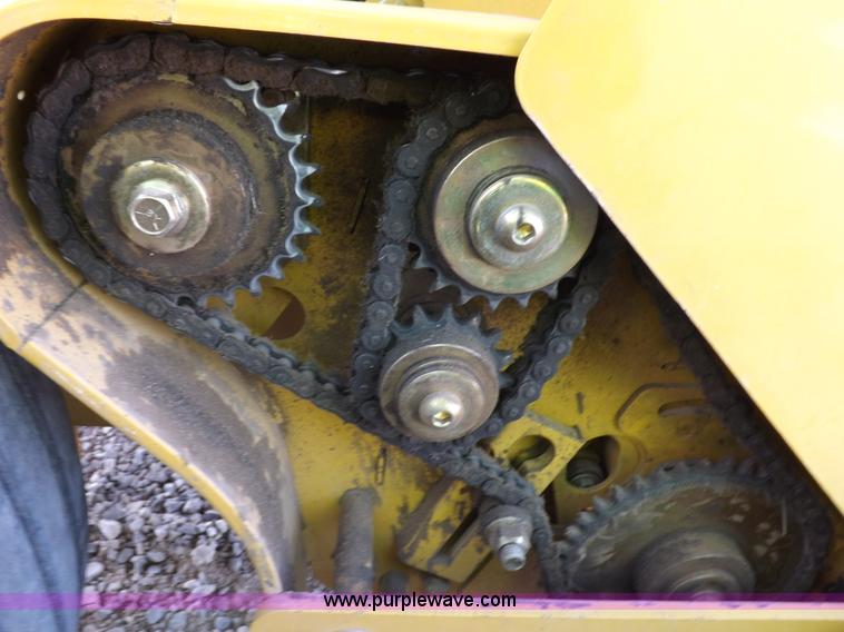 image for item I9026 Vermeer 605M round baler