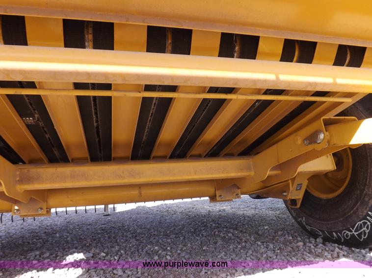 image for item I9026 Vermeer 605M round baler