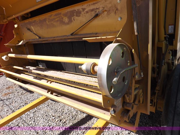 image for item I9026 Vermeer 605M round baler