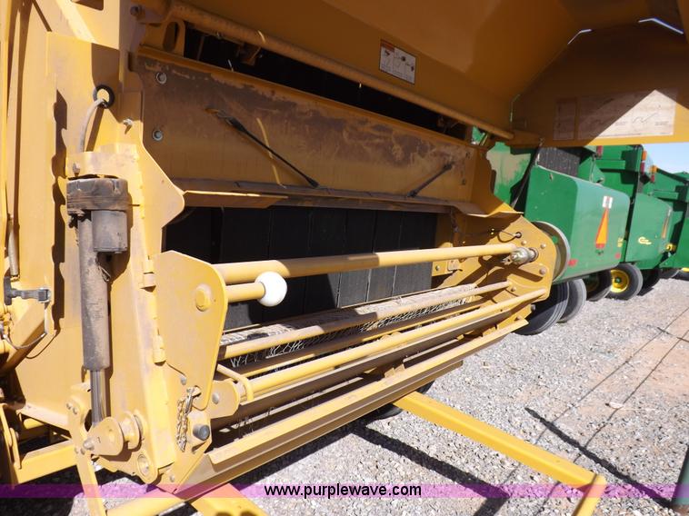 image for item I9026 Vermeer 605M round baler