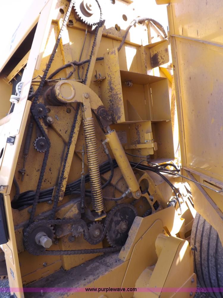 image for item I9026 Vermeer 605M round baler