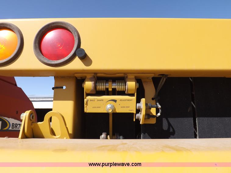 image for item I9026 Vermeer 605M round baler