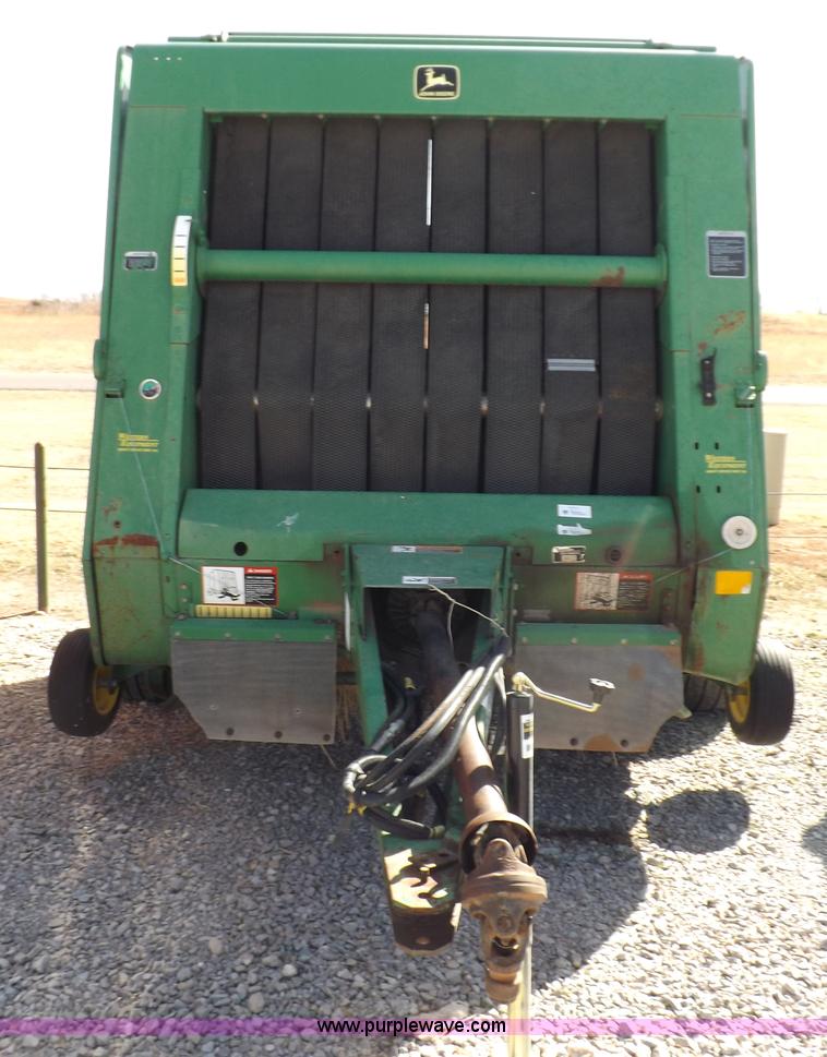 image for item I9027 1998 John Deere 566 round baler