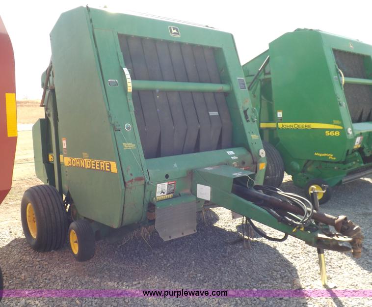 image for item I9027 1998 John Deere 566 round baler