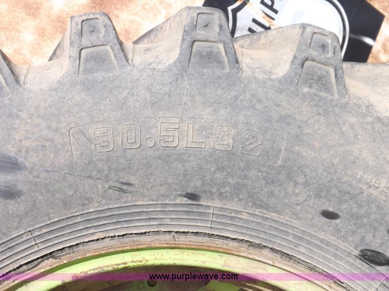 image for item I9041 (2) tires