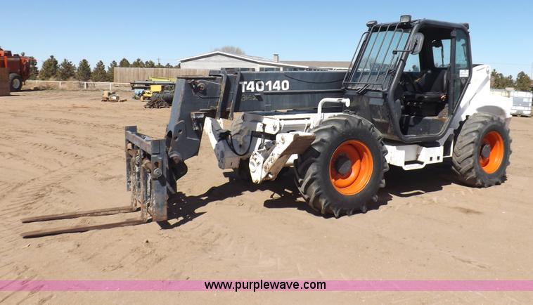 image for item I9042 2003 Bobcat T40140 telehandler
