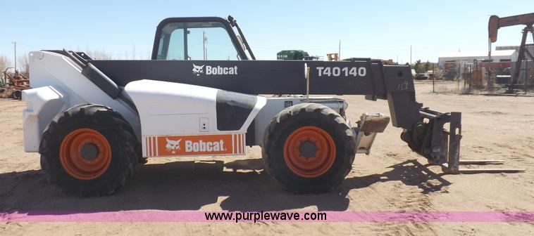 image for item I9042 2003 Bobcat T40140 telehandler
