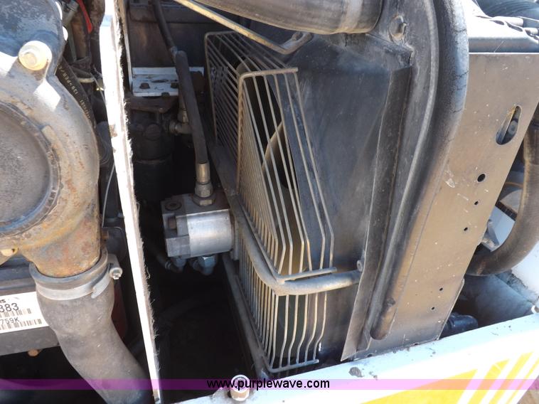 image for item I9042 2003 Bobcat T40140 telehandler