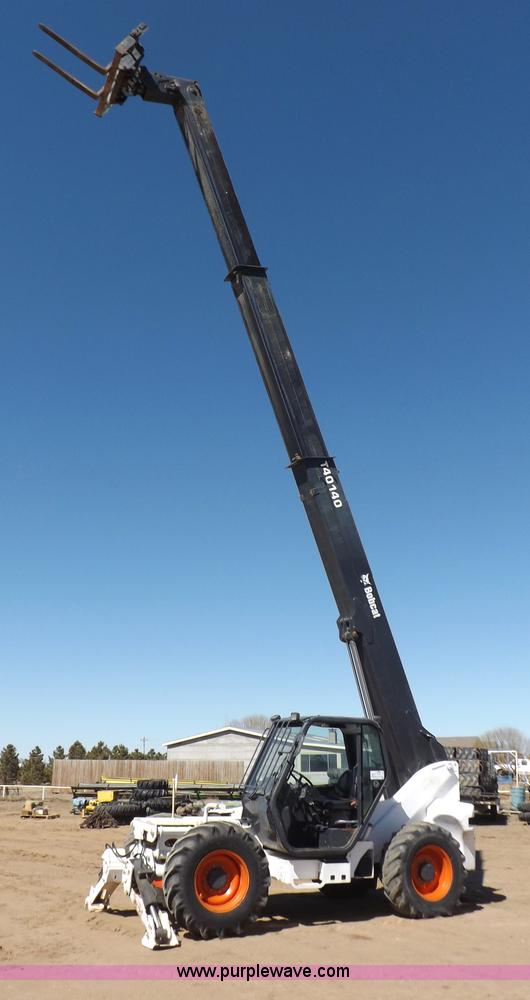 image for item I9042 2003 Bobcat T40140 telehandler