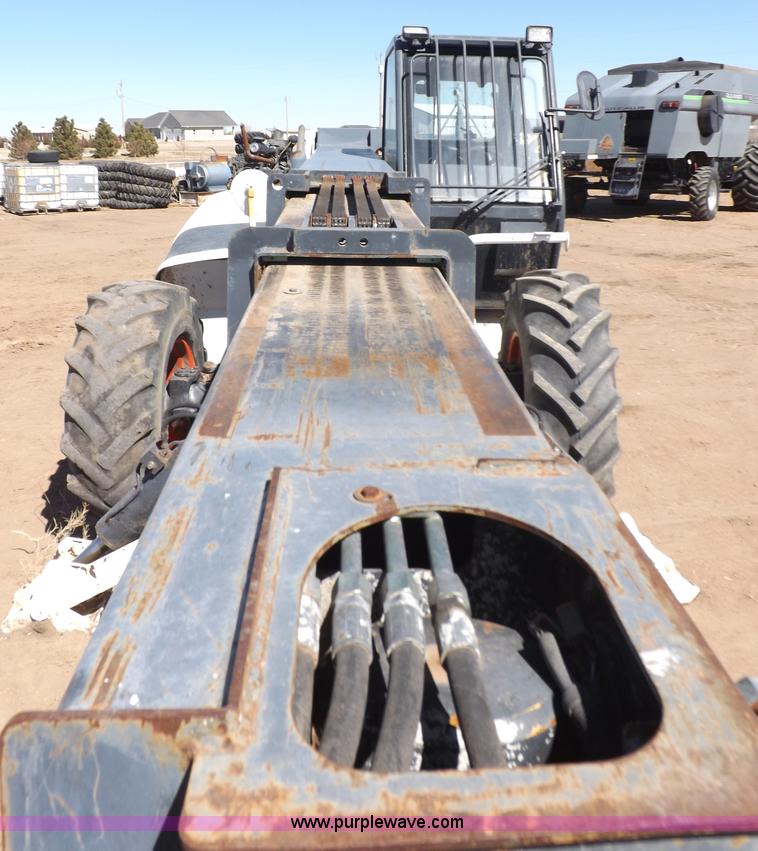 image for item I9042 2003 Bobcat T40140 telehandler