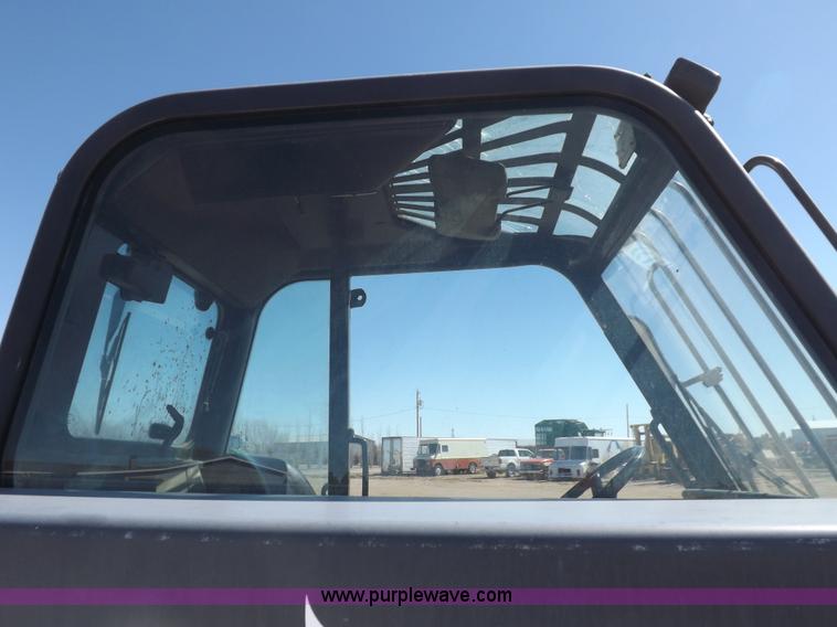 image for item I9042 2003 Bobcat T40140 telehandler