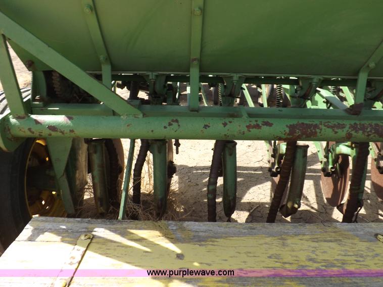 image for item I9044 (3) John Deere  drills